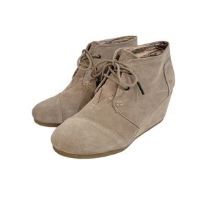 Toms Taupe Tan Suede Wedge Lace Up Booties